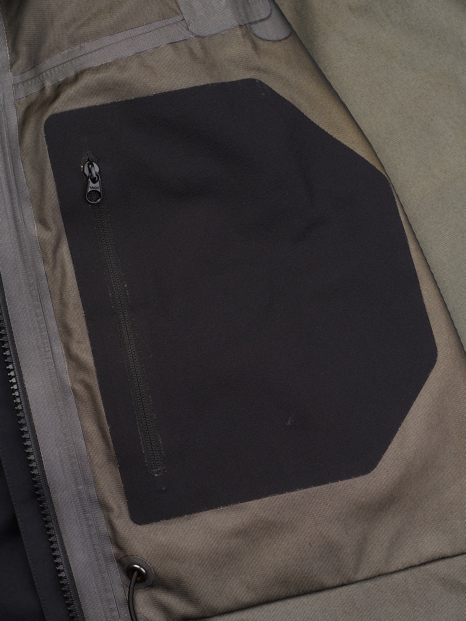 Rare ARCTERYX LEAF ALPHA Black Gen 1 Men's Jacket Size L