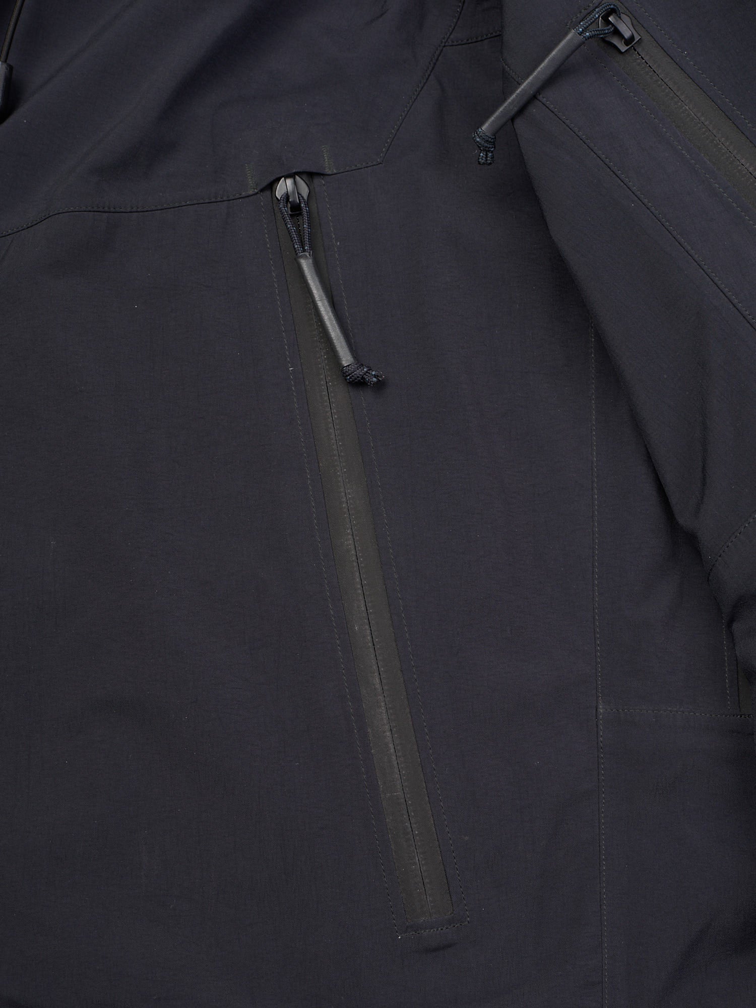 Rare ARCTERYX LEAF ALPHA Black Gen 1 Men's Jacket Size L