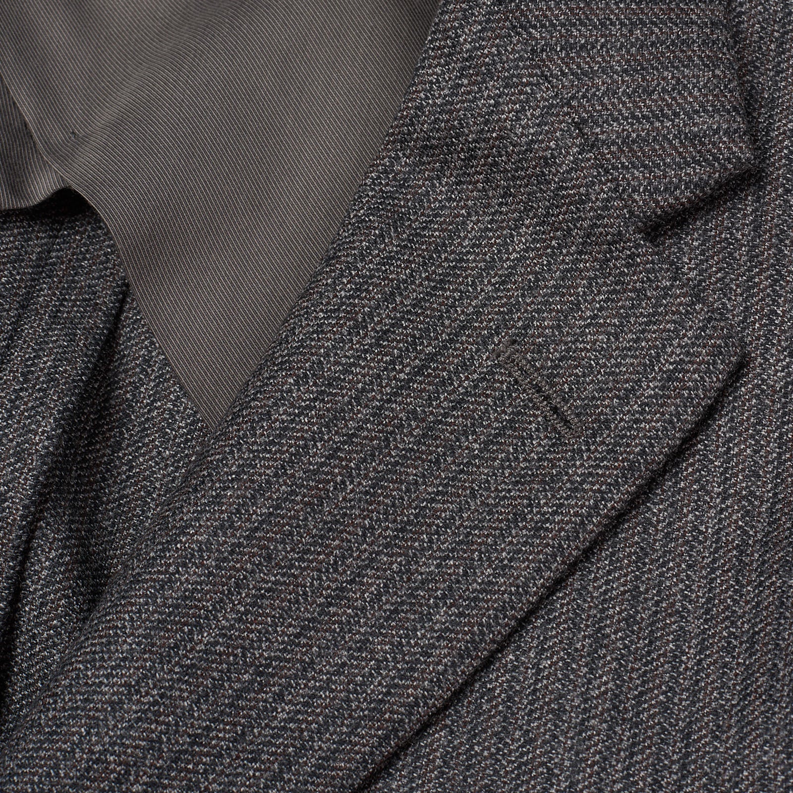 BOGLIOLI Milano "69" Gray Striped Virgin Wool Suit EU 48 NEW US 38 Slim Fit BOGLIOLI