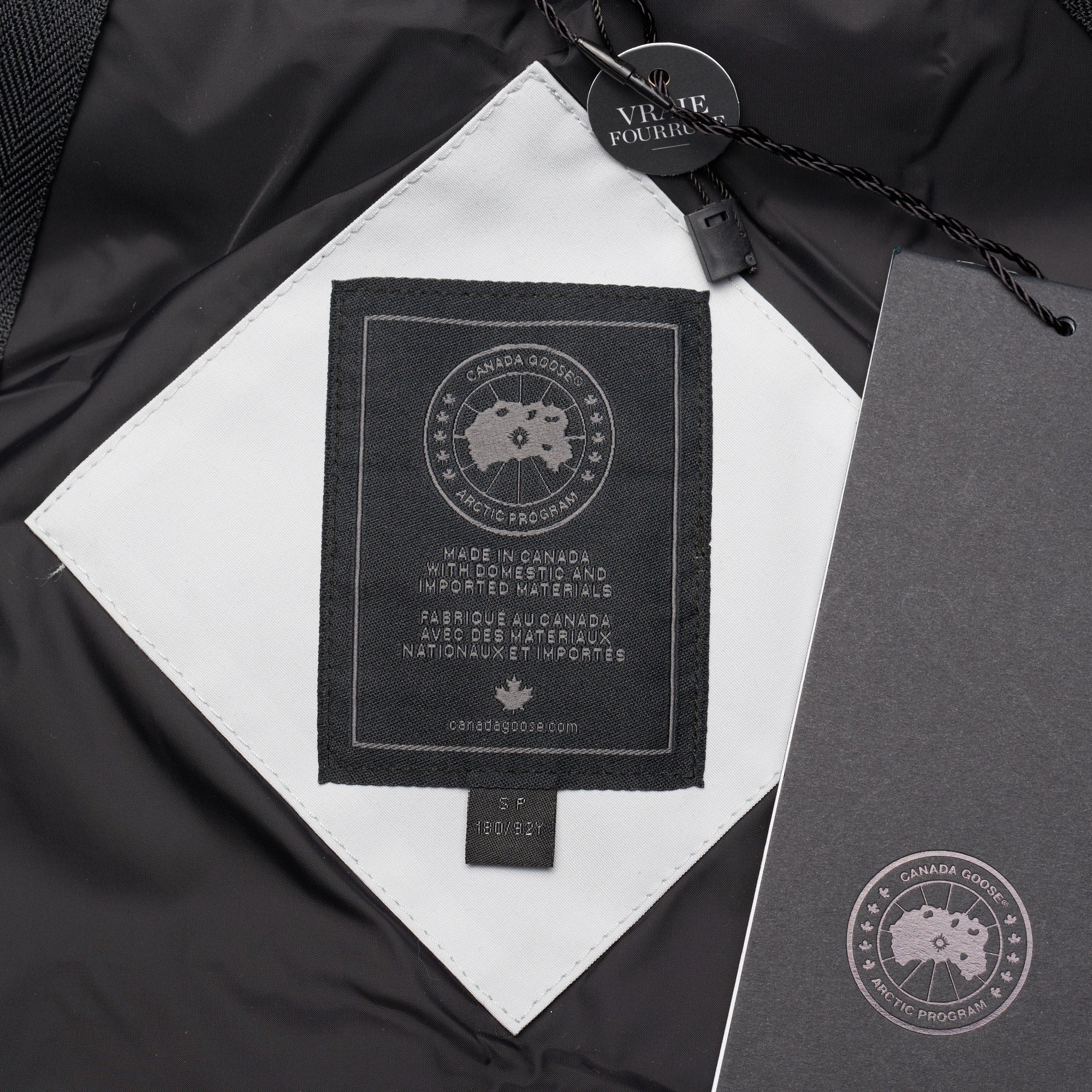 CANADA GOOSE Sherridon Parka Black Label 2073MB 200 with Fur Ruff Silverbirch CANADA GOOSE