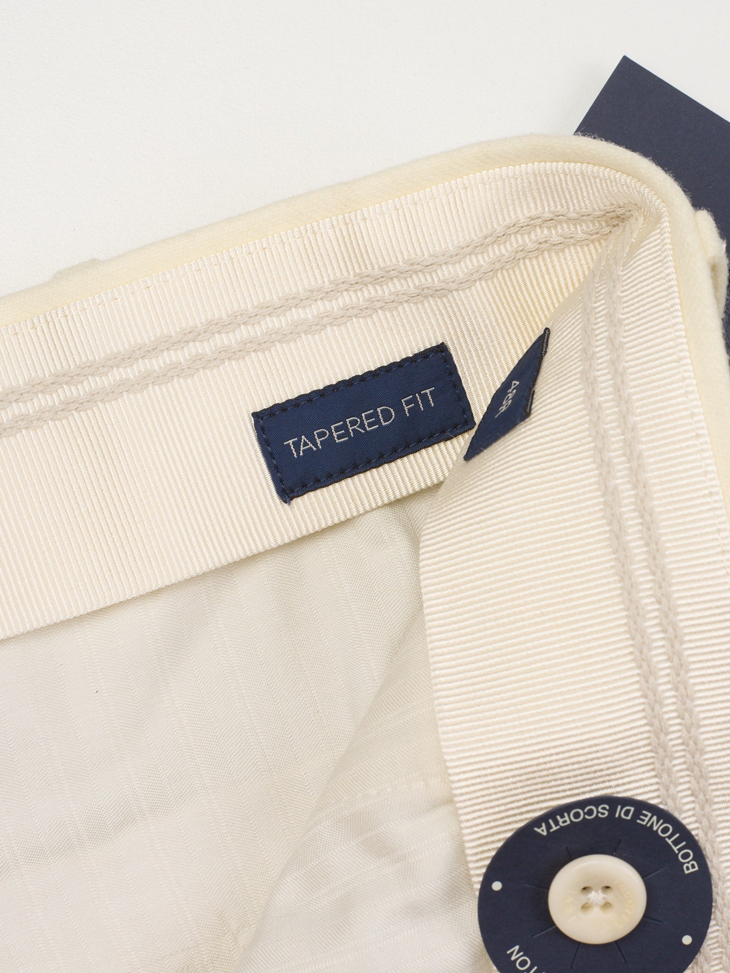 (BALINT) INCOTEX Cream Super 100's Virgin Wool Tapered Fit Pleated Chino Pants NEW Size 32R