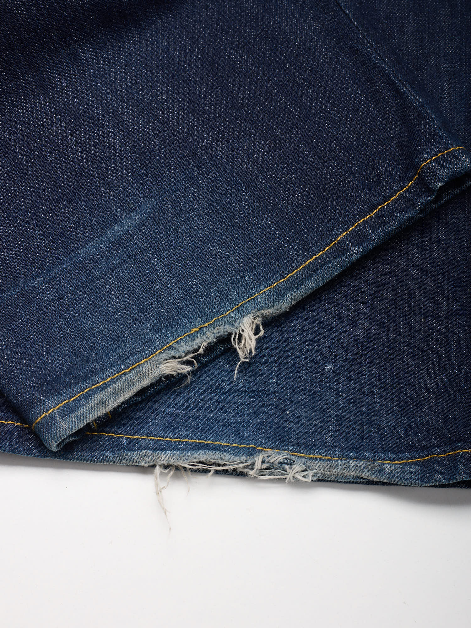 LOUIS VUITTON Blue Flower Logo Denim Jeans Size 44 US 34