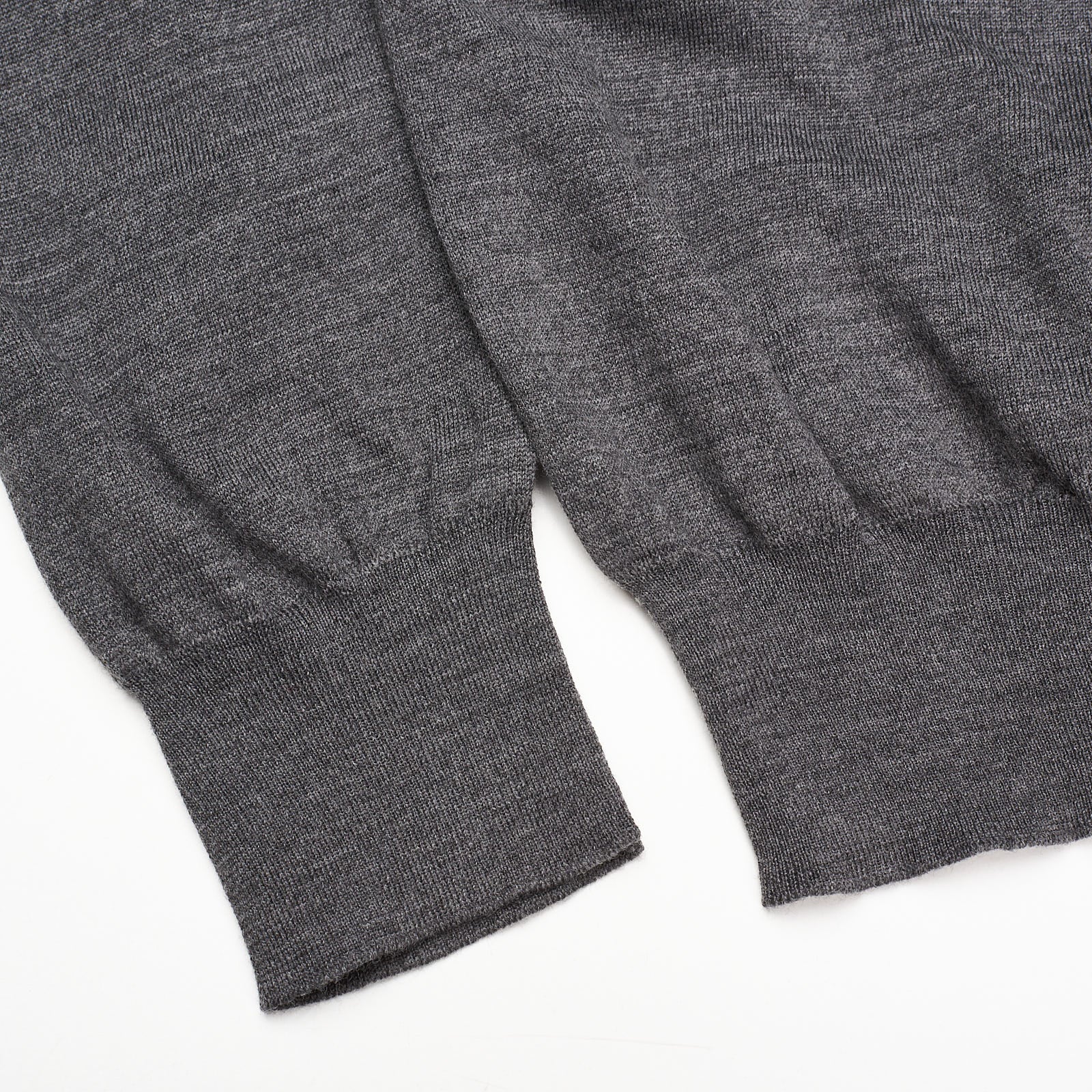 MALO Melange Gray Virgin Wool Ribbed Crewneck Sweater EU 54 NEW US XL MALO