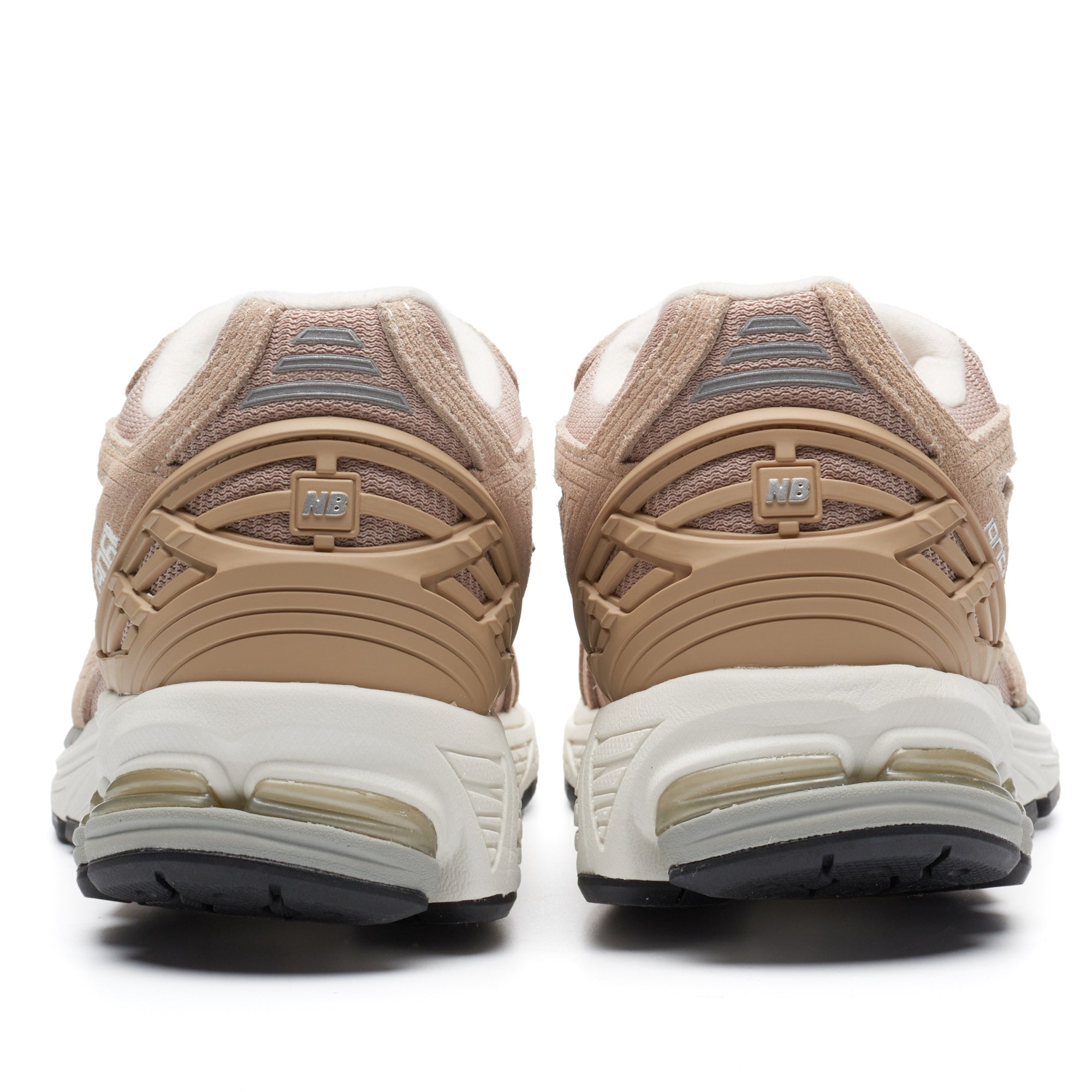 NEW BALANCE M1906RW Beige Running Sneakers Shoes UK 9.5 US 10 NEW NEW BALANCE