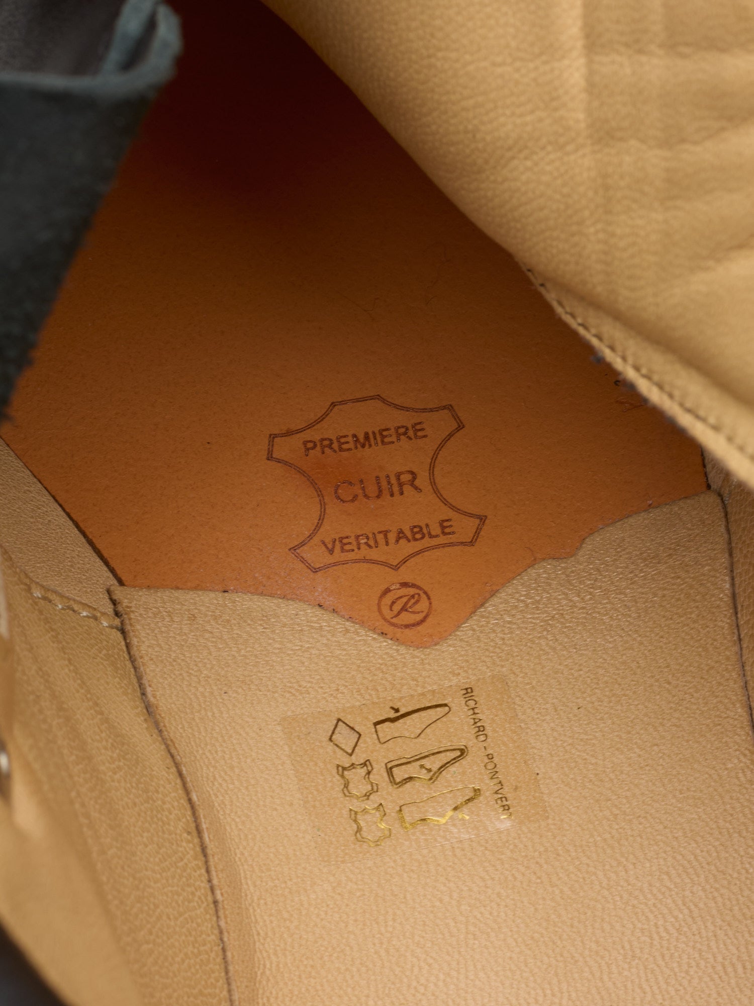 PARABOOT Black "Avoriaz Mouton" Leather Boots US 9 NEW