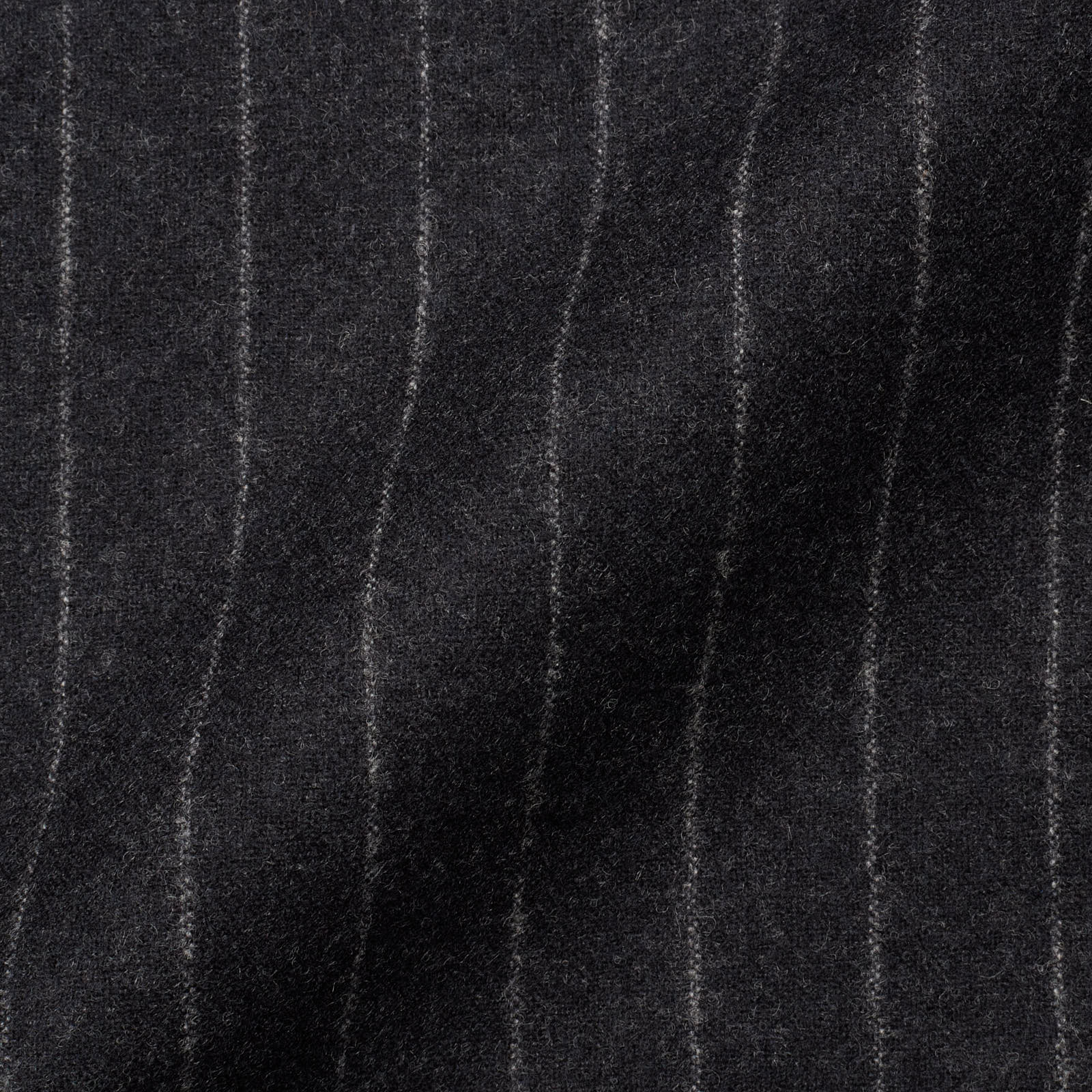 SARTORIO Napoli Charcoal Gray Chalk Striped Virgin Wool Slim Fit Suit NEW