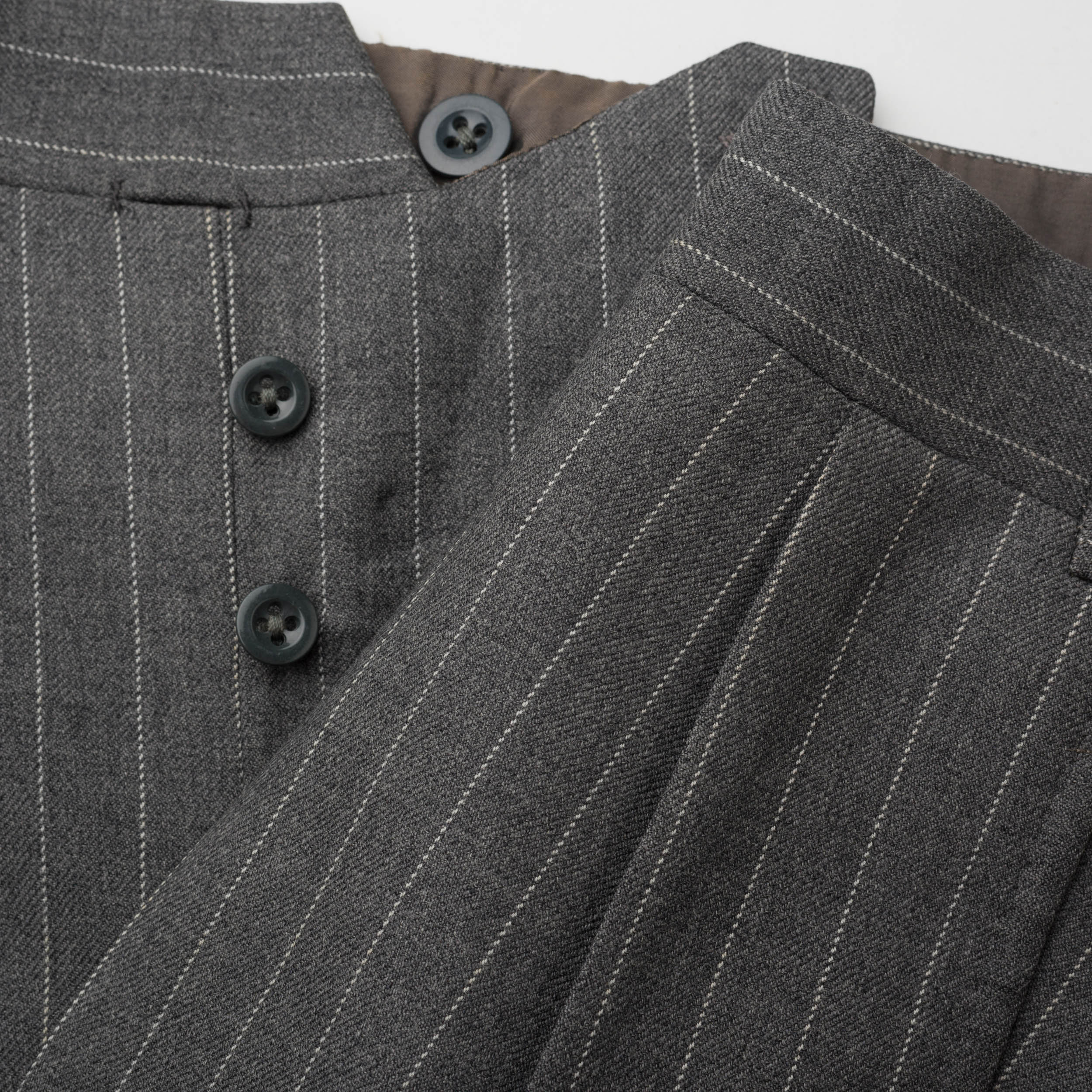 ANDERSON & SHEPPARD Savile Row Bespoke Gray Striped Wool DB Suit US 44 ANDERSON & SHEPPARD
