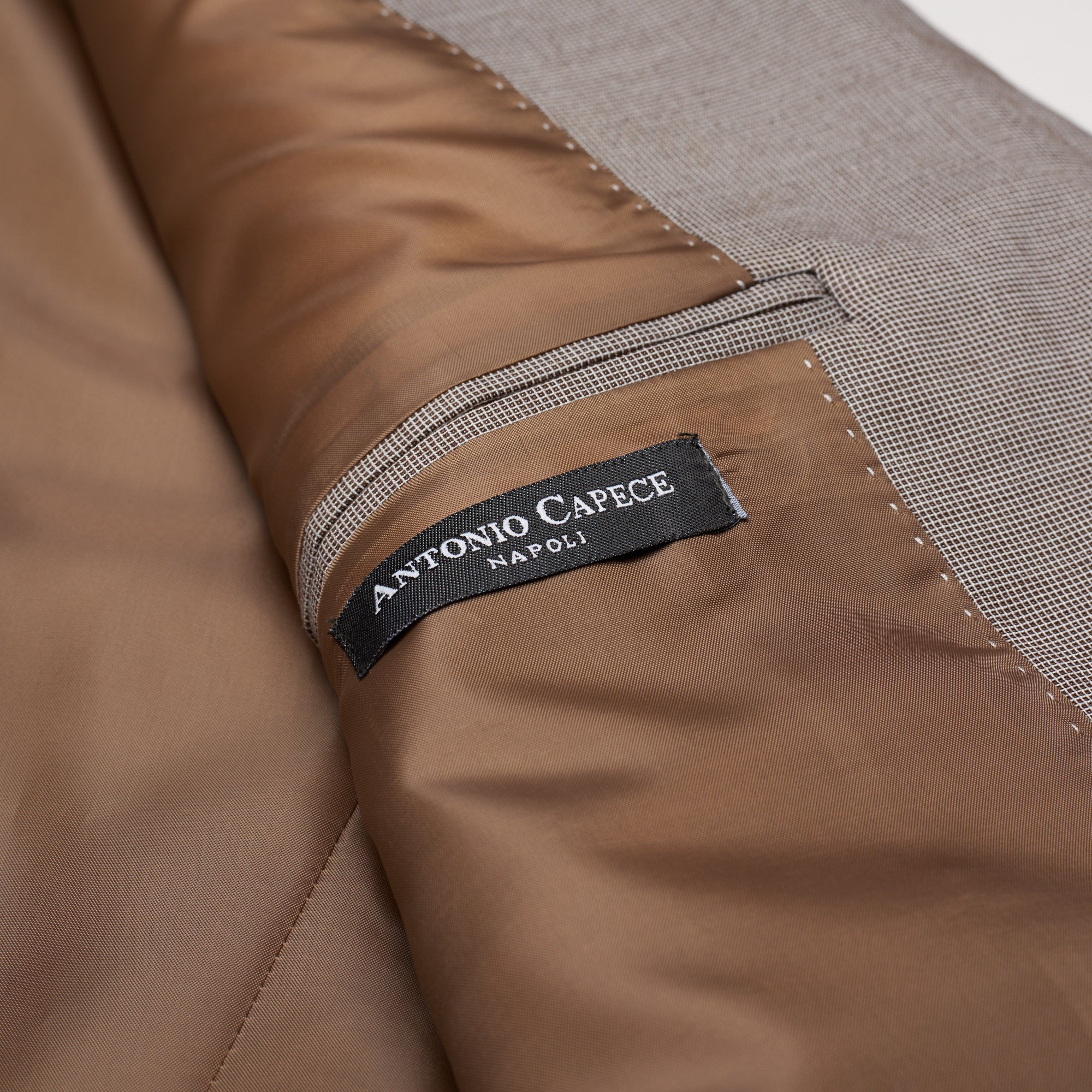 ANTONIO CAPECE "Scoopy 24" Gray Micro Patterned 2 Button Suit NEW ANTONIO CAPECE