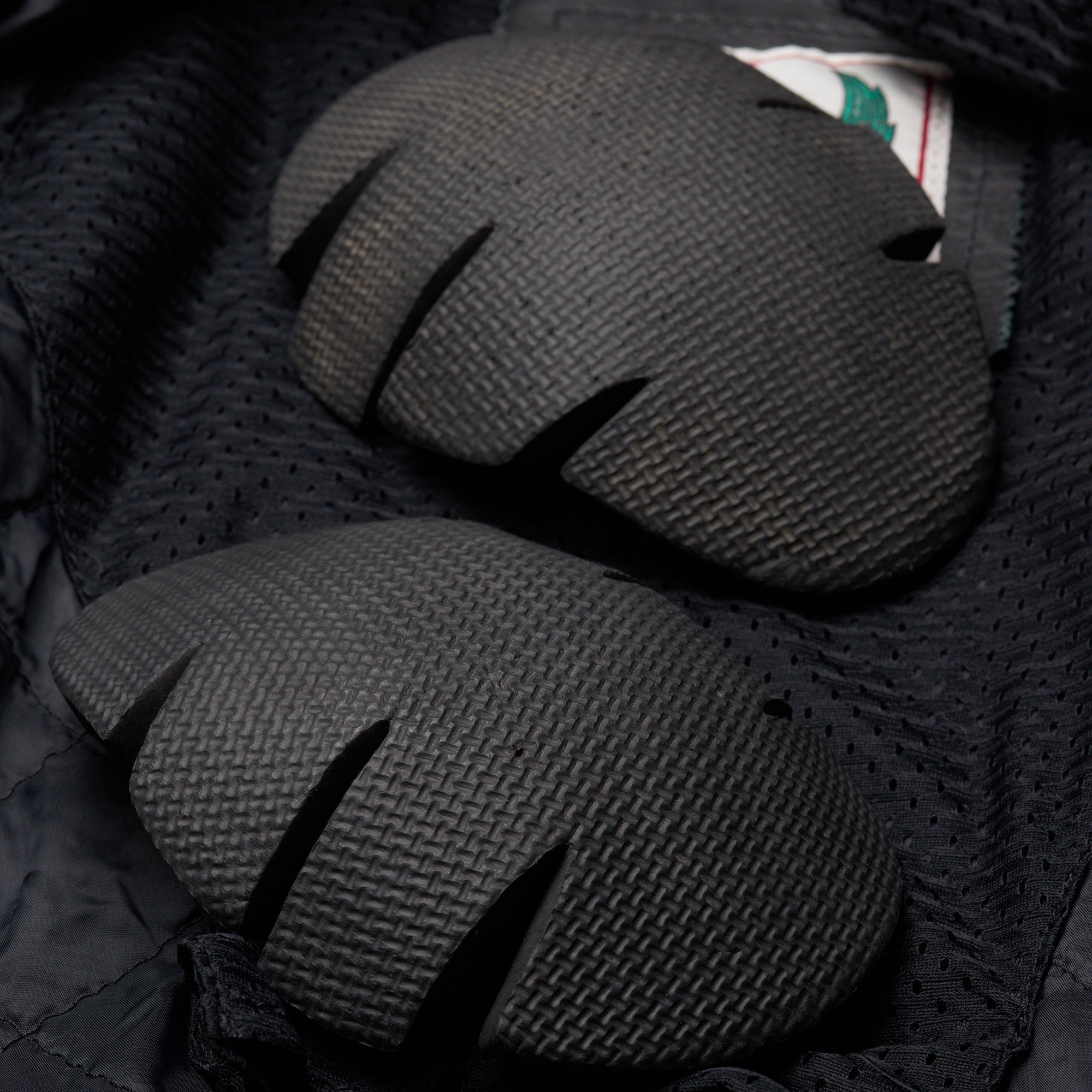 BELSTAFF Black Leather Motorcycle Jacket Protectors Size 44 US S Made in UK BELSTAFF