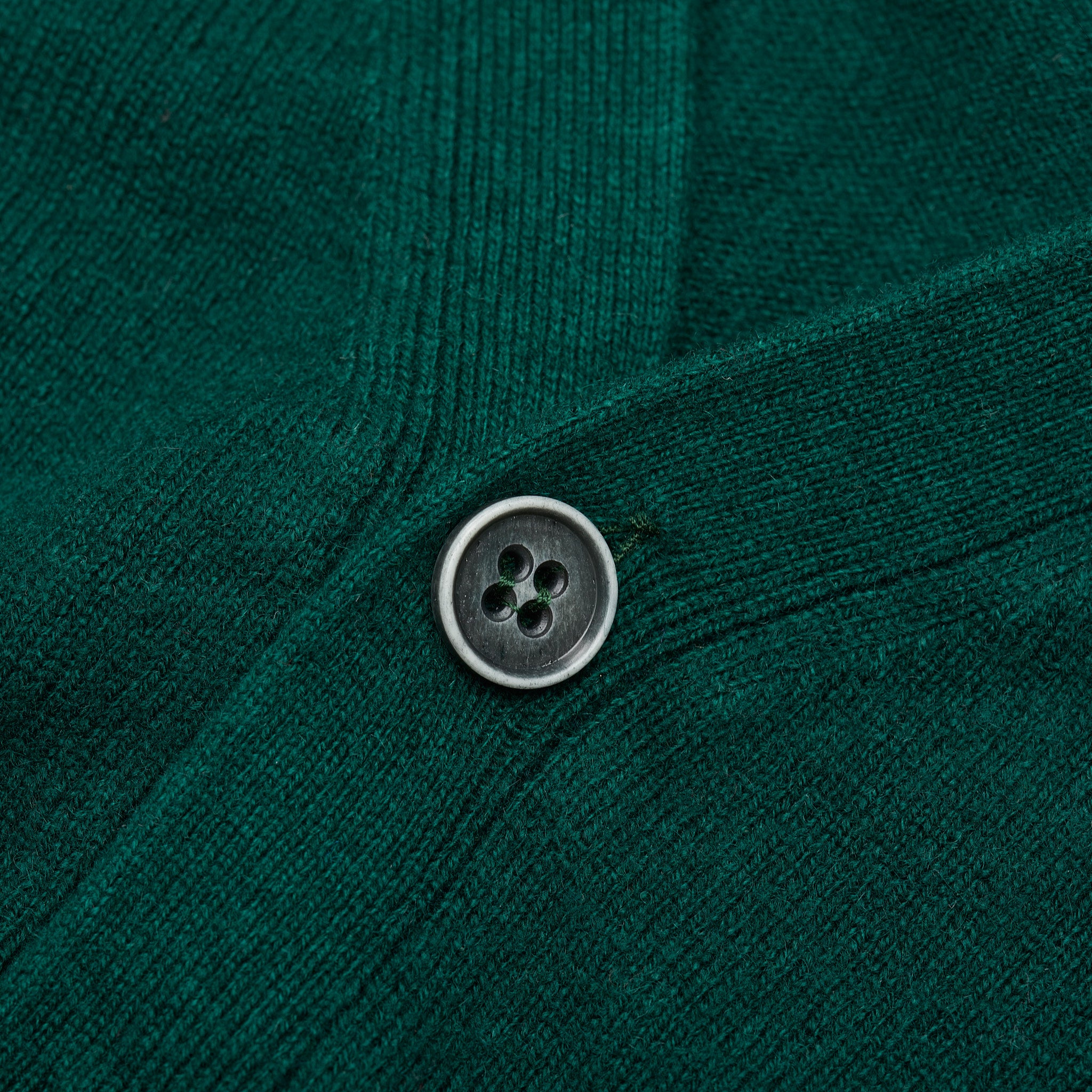 FEDELI Green Cashmere Sleeveless Cardigan Sweater NEW Slim Fit FEDELI