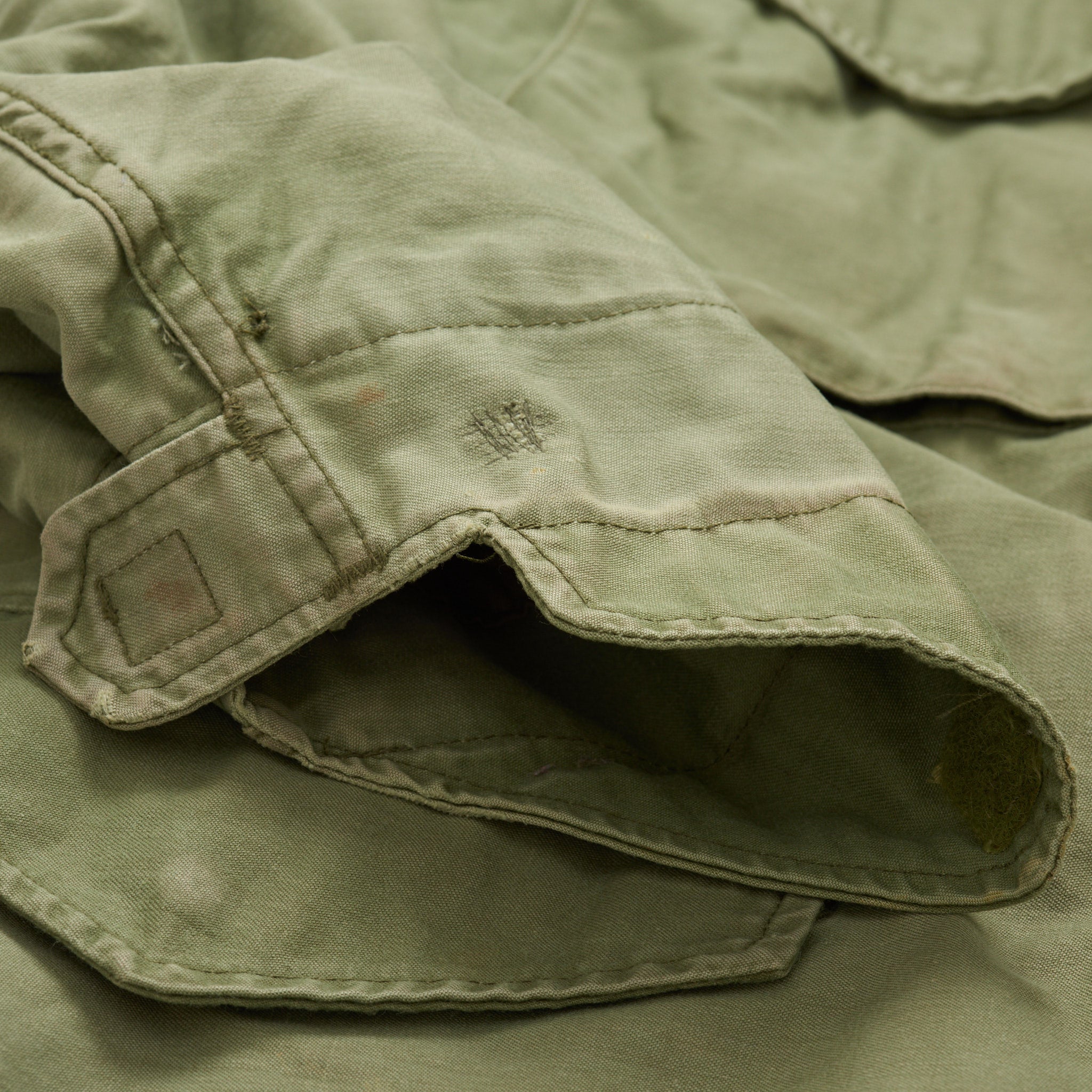 Vintage 1970's M-65 Olive Cotton Military Field Jacket Size L 1970's ALPHA INDUSTRIES