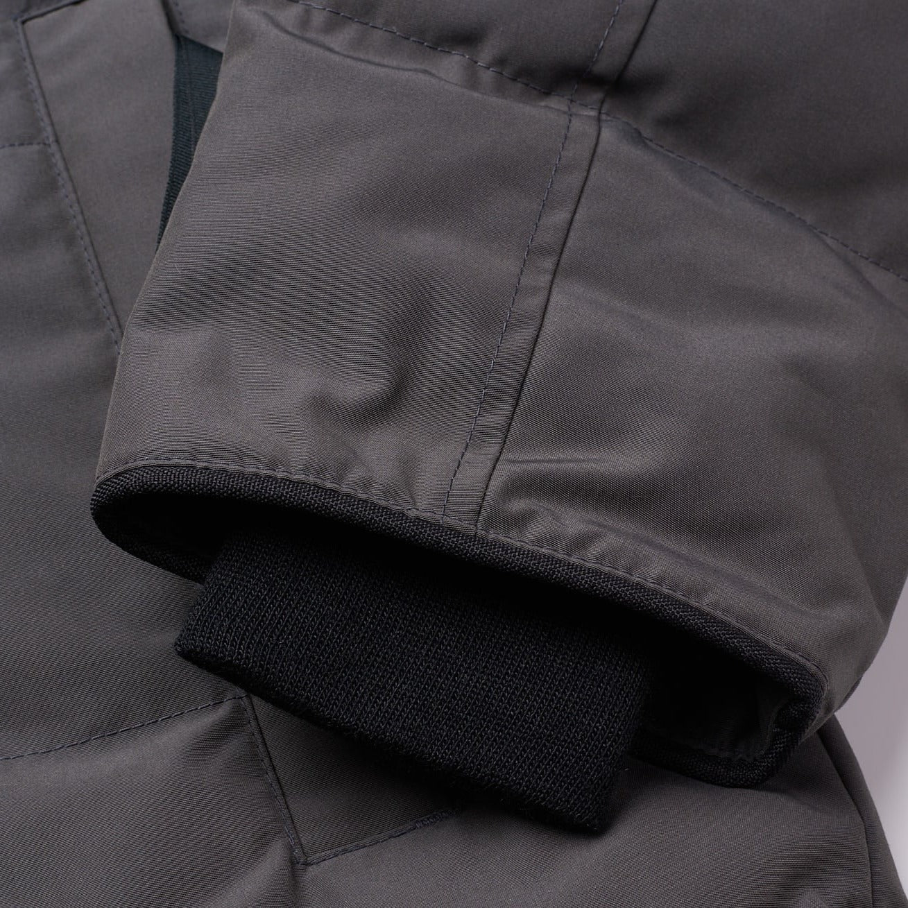 CANADA GOOSE MacMillan 2080M Graphite Down Parka Jacket Coat CANADA GOOSE