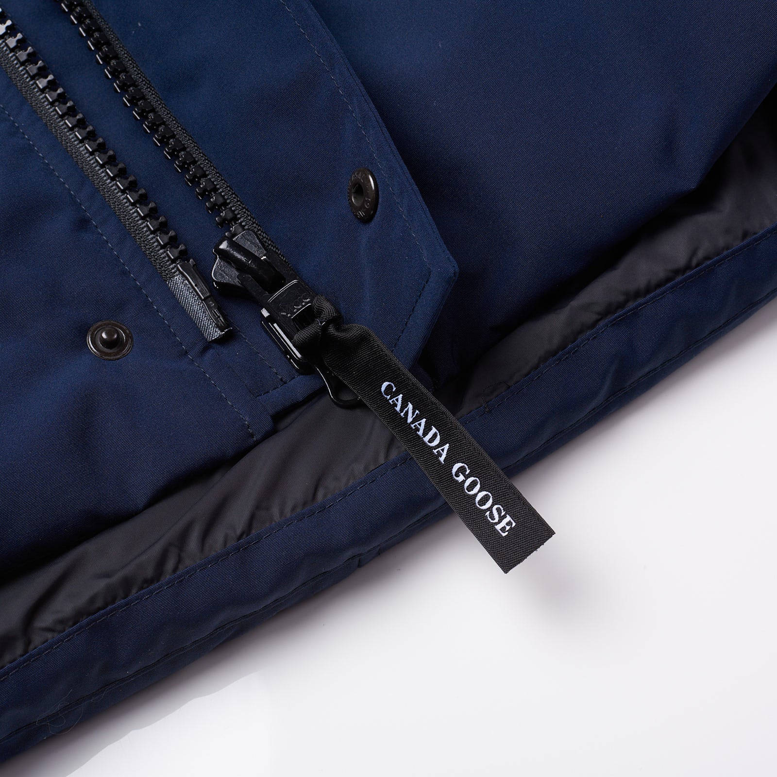 CANADA GOOSE Wyndham Parka 2048M 47 Blue Down Jacket Coat NEW CANADA GOOSE