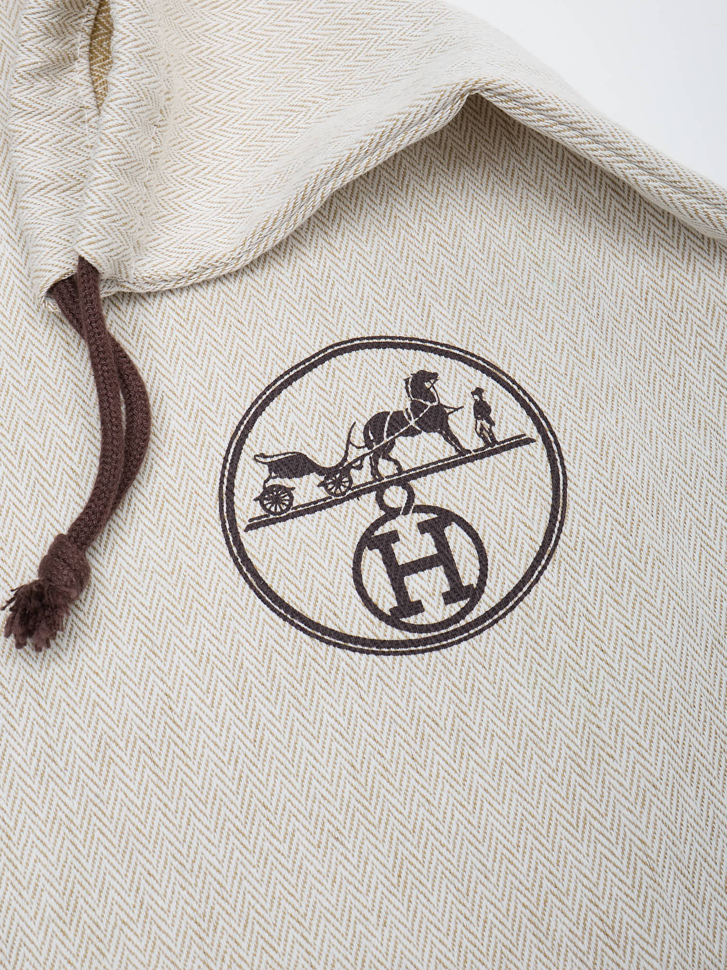 HERMES Izmir Black EpsomLeather  ''H'' Cut-out Calfskin Sandals