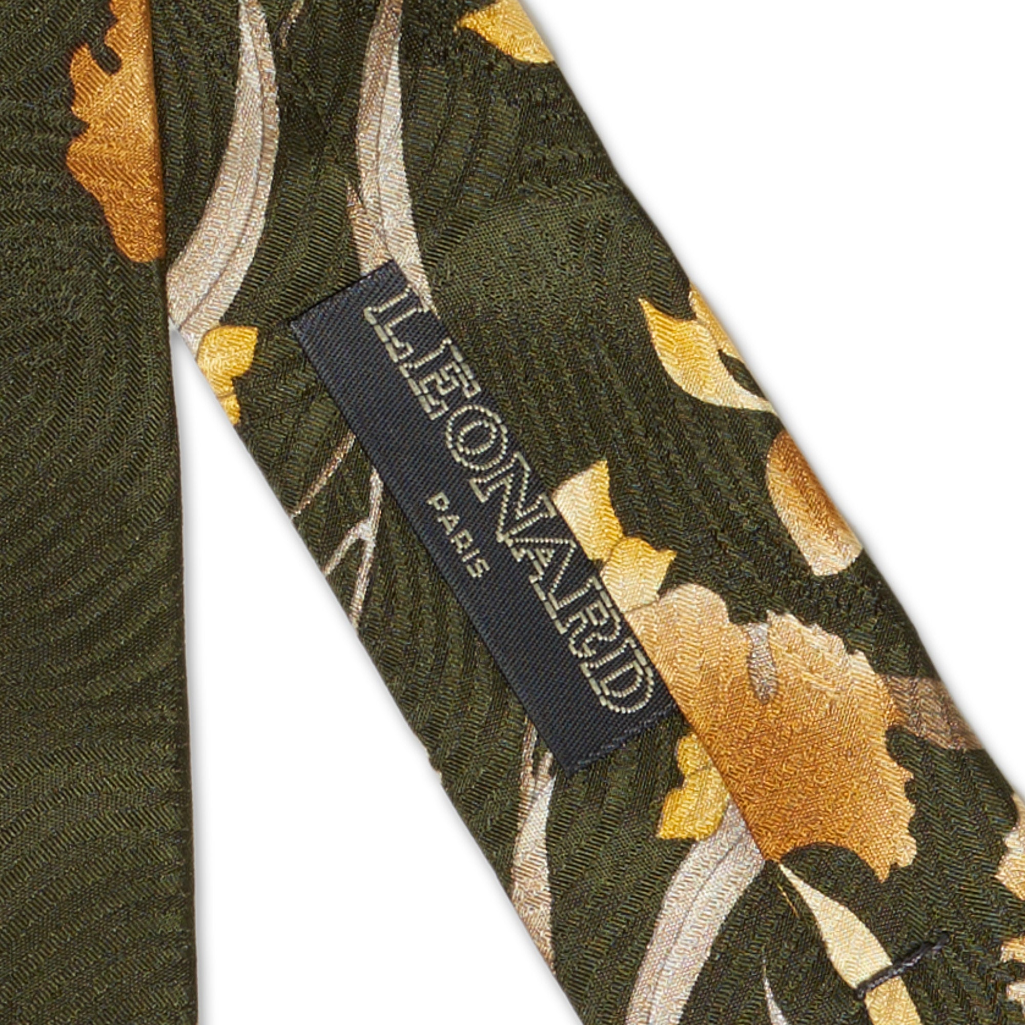Vintage LEONARD Paris Handmade Green Floral Design Silk Tie