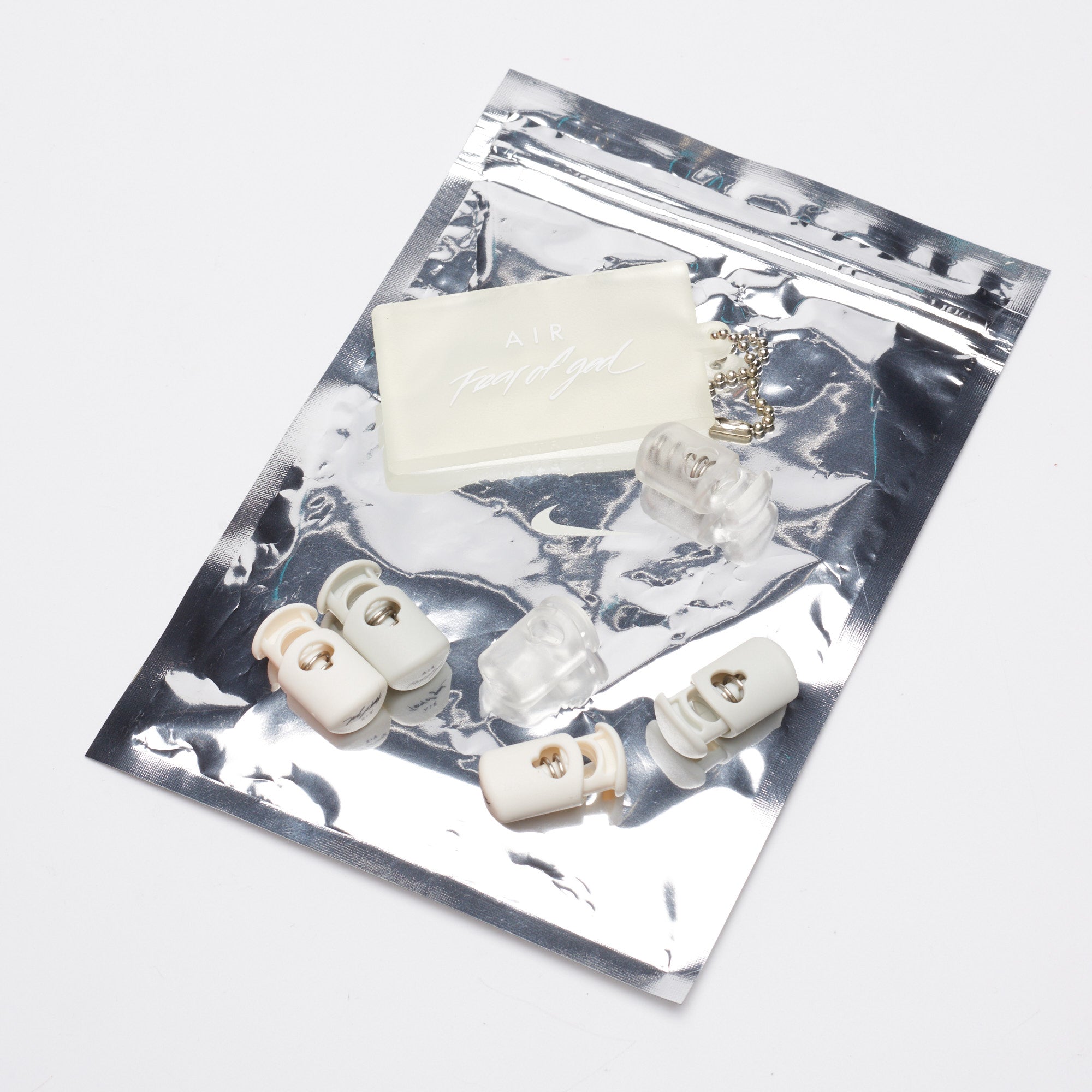 God Only Knows × Fragment POPUP 白M s-l1200.jpg