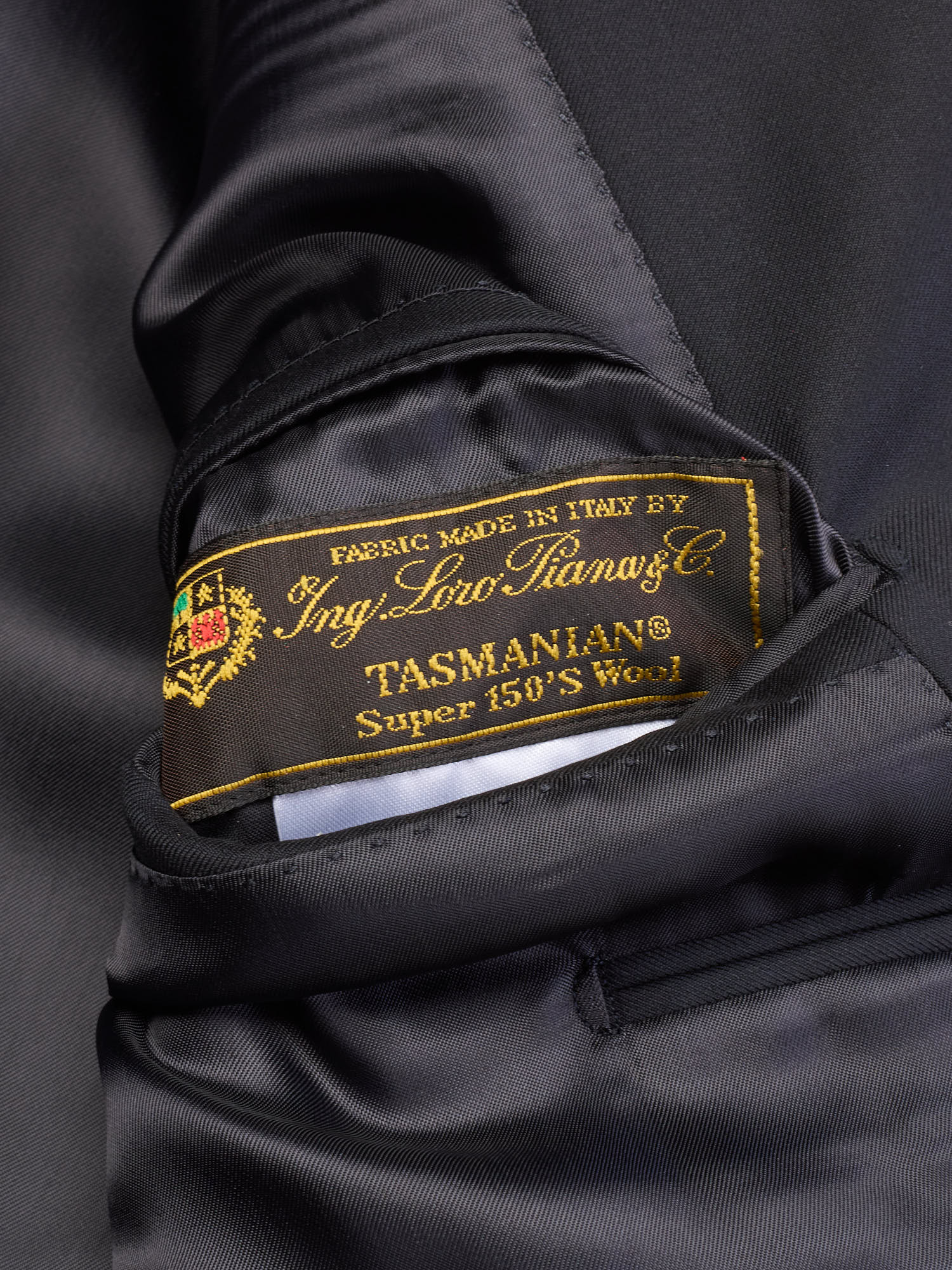 RAFFAELE CARUSO “Manon” Black Loro Piana Super 150’s Tasmanian Suit
