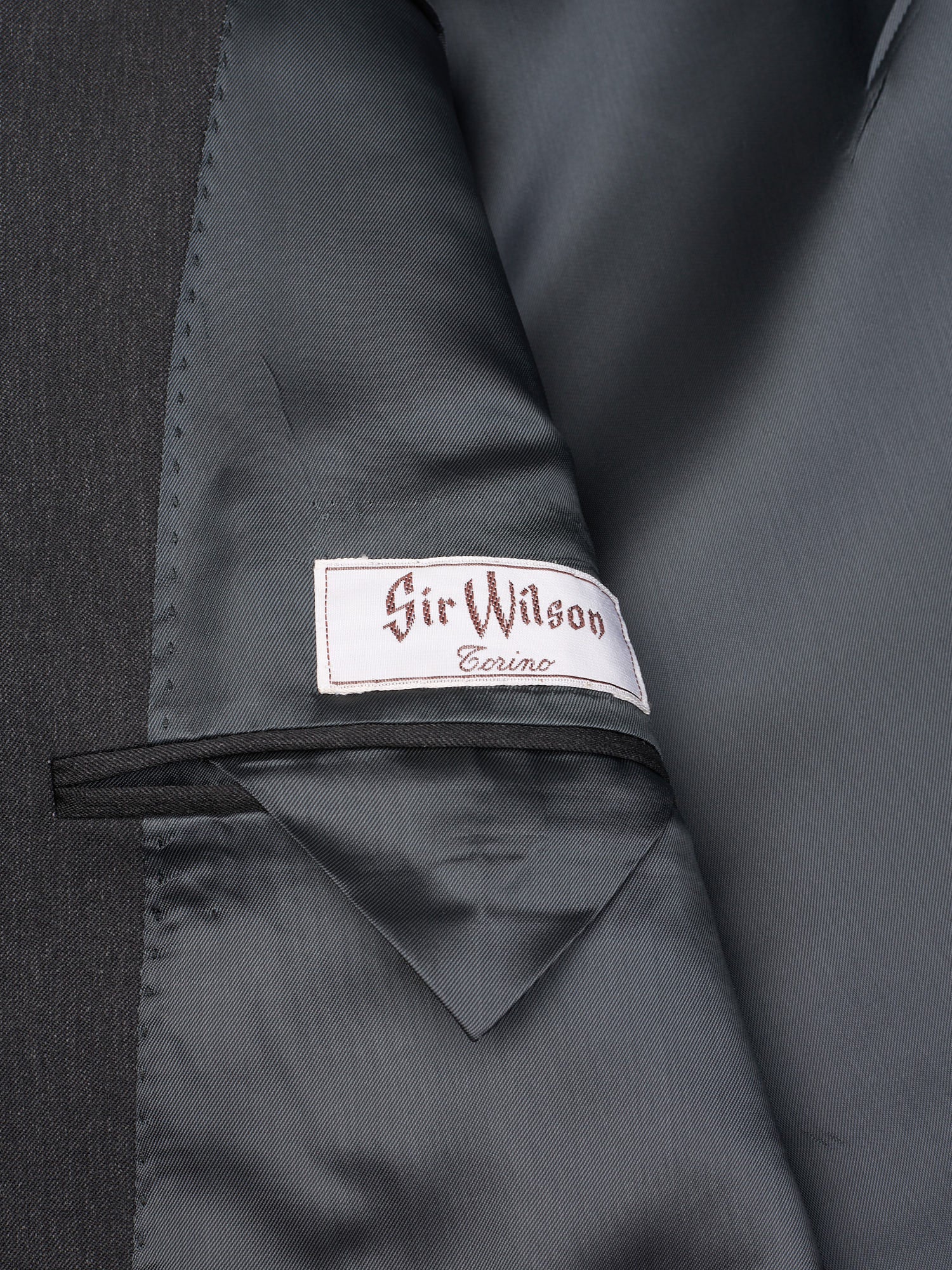 SIR WILSON Dark Gray Loro Piana Winter Tasmanian Super 120s Wool Suit Extra Long