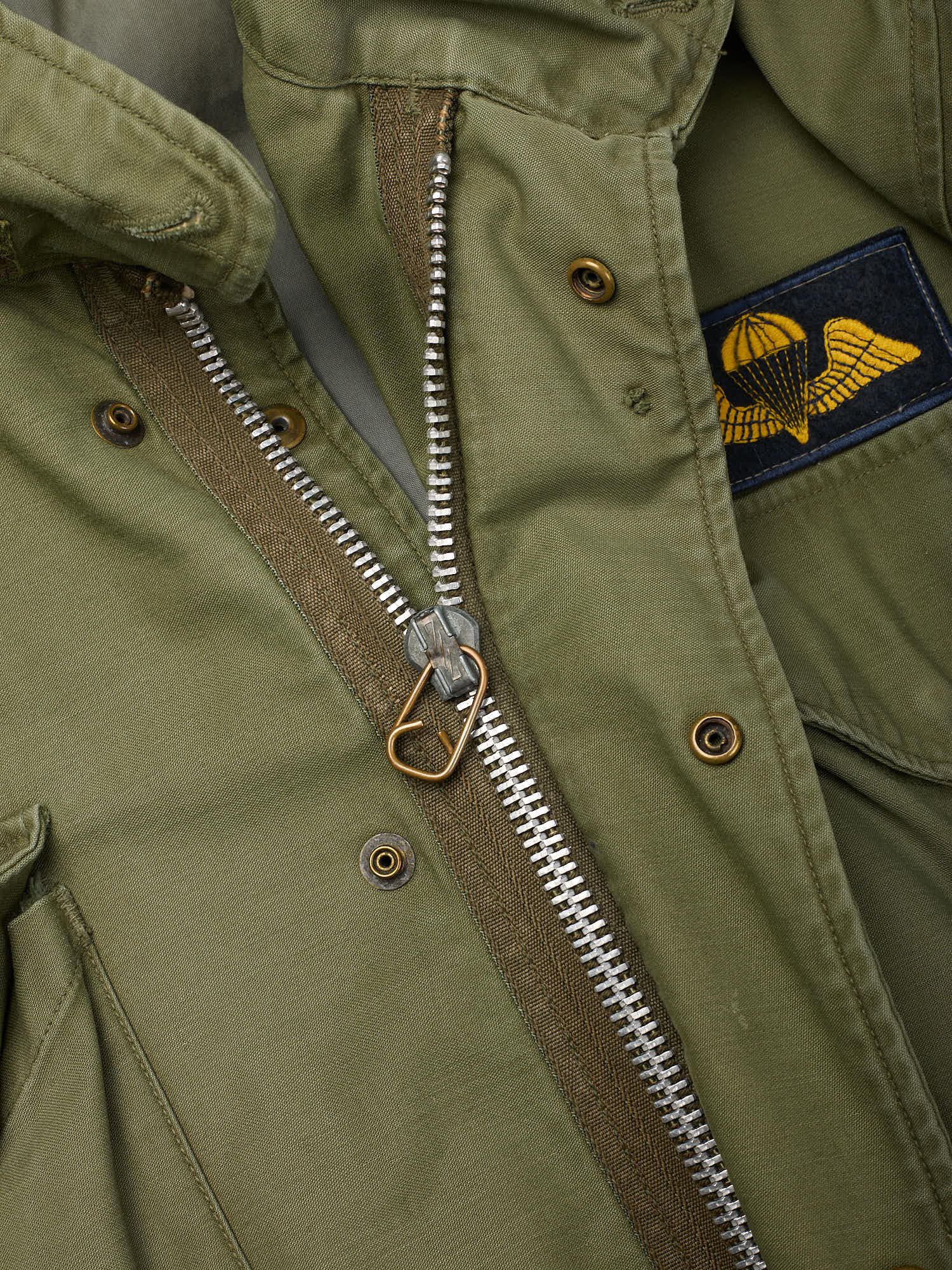 Vintage M-65 Vietnam Era AIRBORNE Olive Cotton Military Field Jacket US M