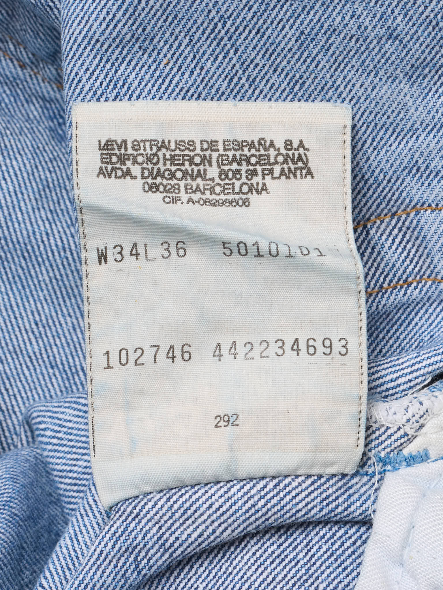 Vintage LEVI'S 501 Straight Fit Blue Cotton Jeans Made in Spain 1993