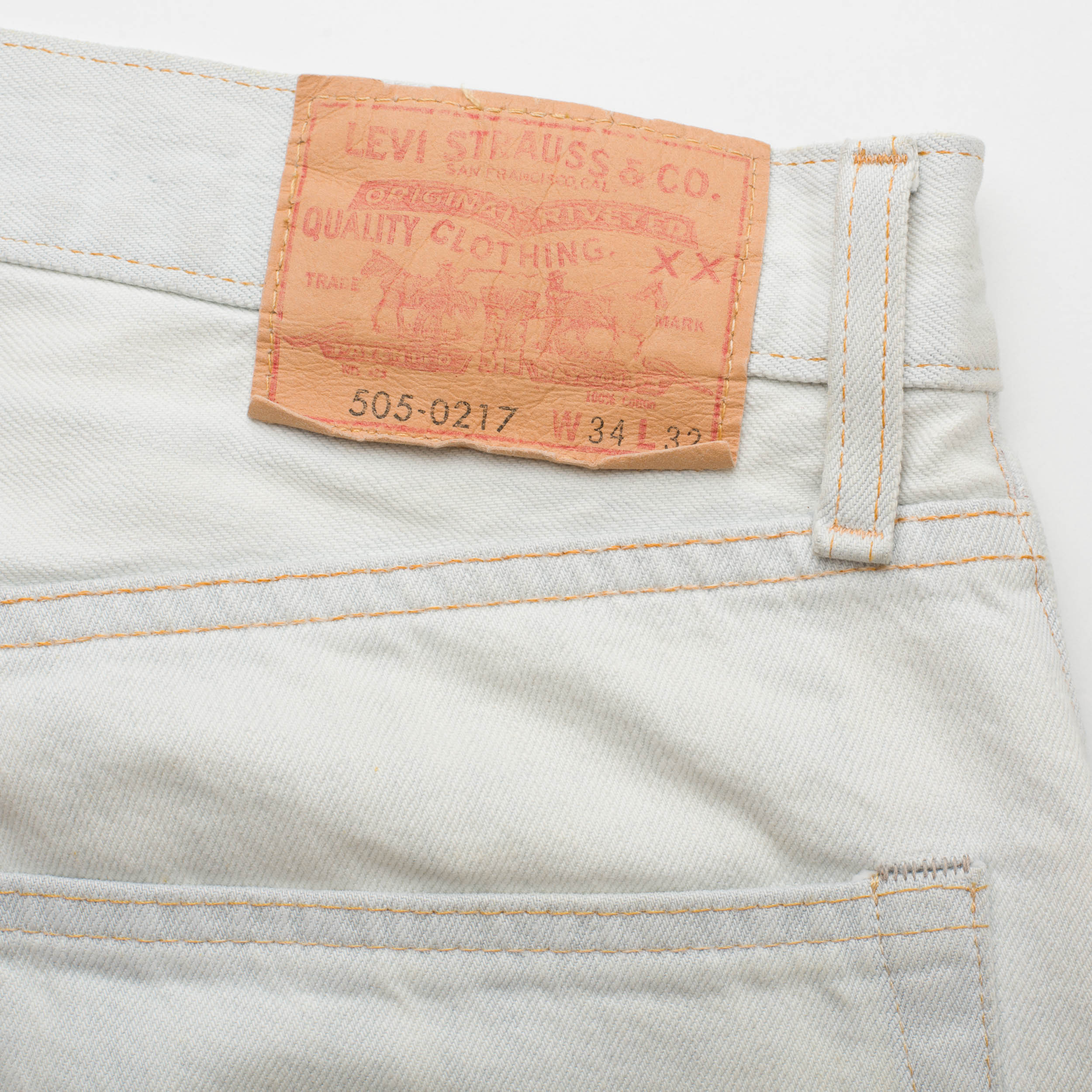 LEVI'S Vintage Clothing 505-0217 Light Denim Selvedge Slim Jeans W34 L32 - 34 / White
